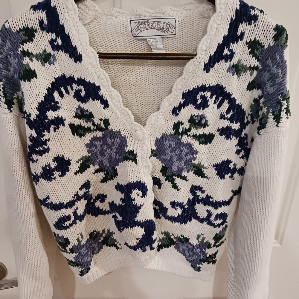 Woman's Vintage Cardigan Sweater Made in Hong Kong Size Medium.